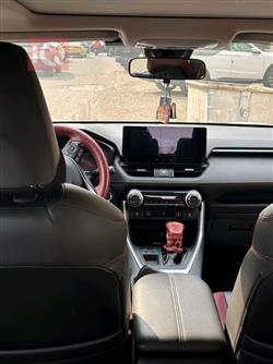 تويوتا راف 4